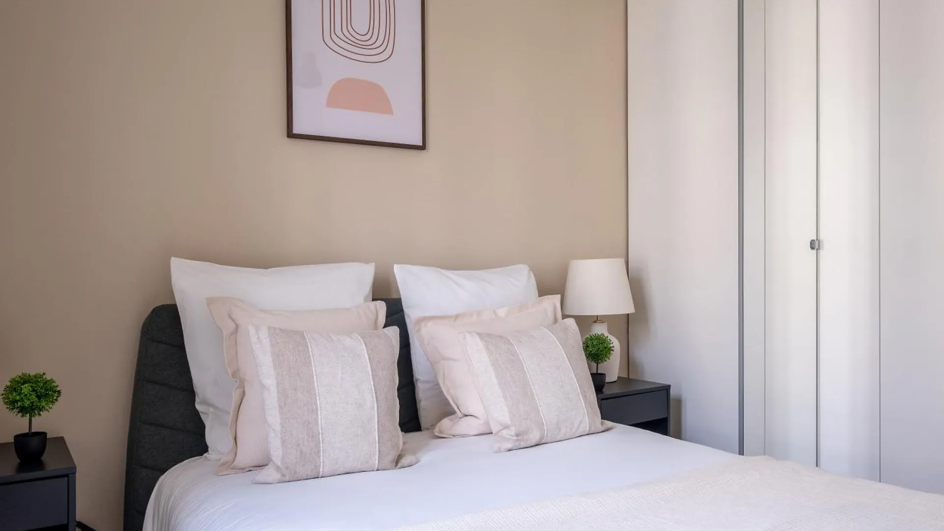 Luxueux Appartement A Moquet Paris France